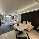 Luxury Penthouse Hotel Near City Of Dreams Airport Okada Solaire Casino2