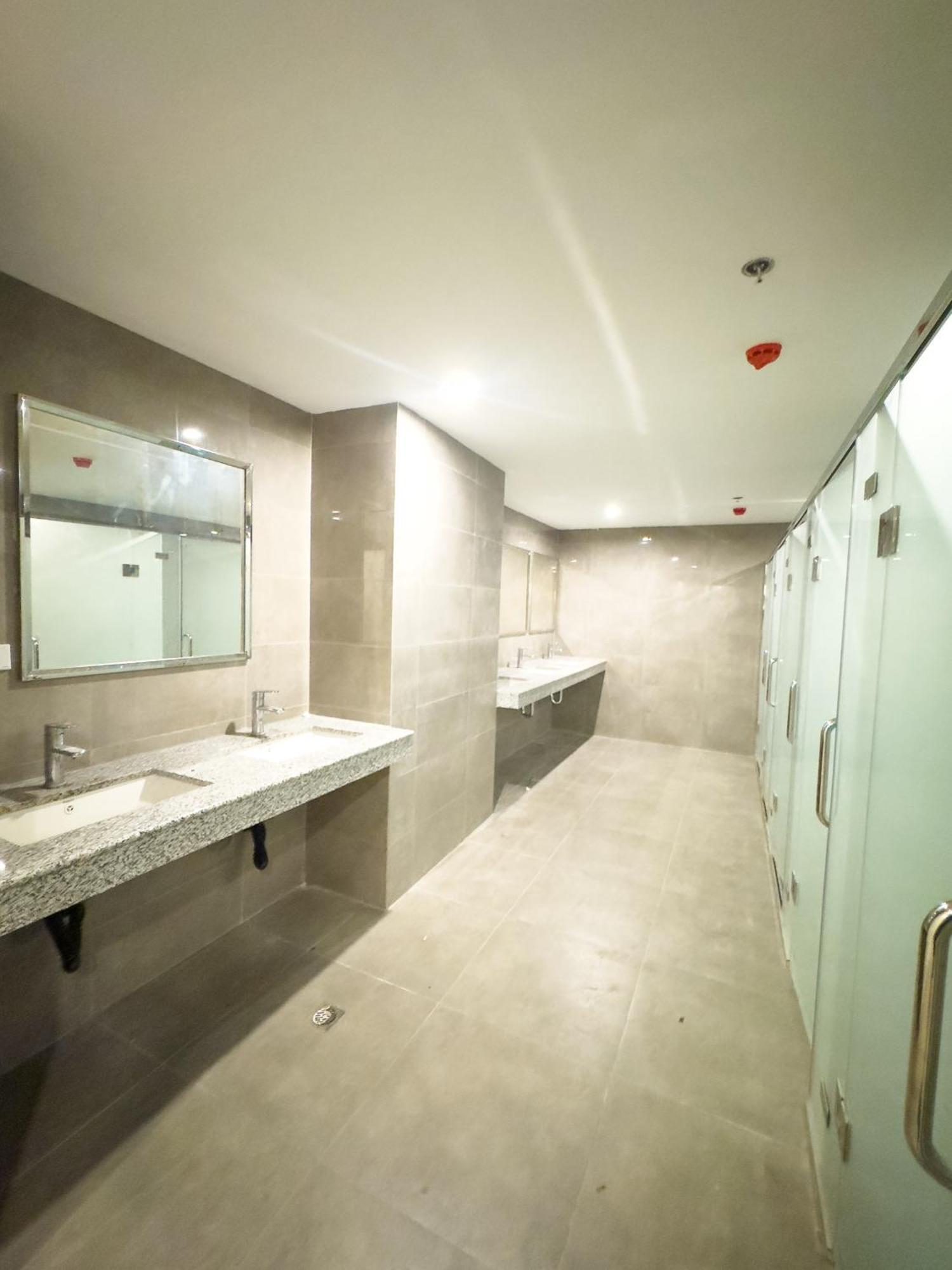 Luxury Penthouse Near Of Dreams Airport Okada Solaire Casino2